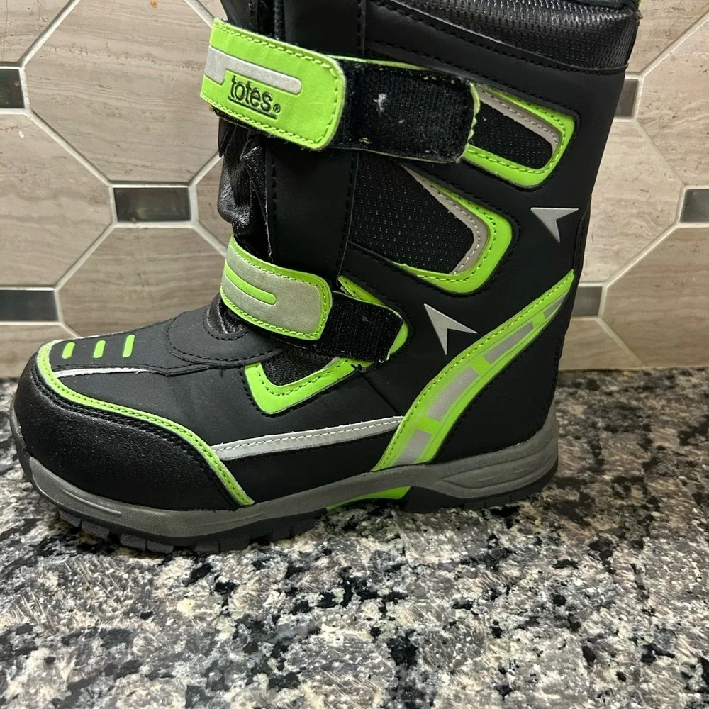 Totes Kids Winter Snow Boots Thinsulate Waterproof Black Green Size 3M